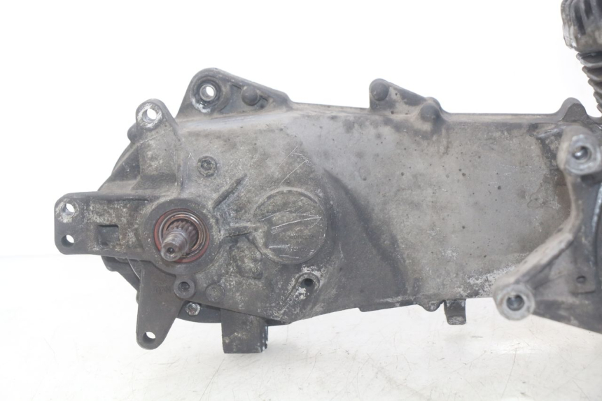 photo de ENGINE PEUGEOT ELYSTAR 50 (2002 - 2014) - Surface and material condition