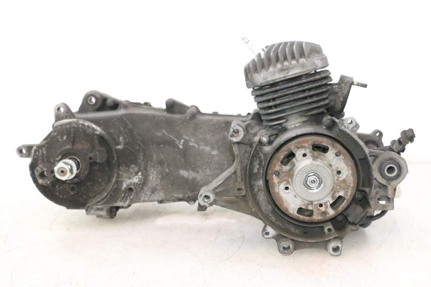 photo de ENGINE PEUGEOT ELYSTAR 50 (2002 - 2014) - High-resolution close-up