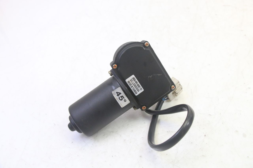 photo de WINDSCREEN WIPER MOTOR ADIVA AD3 300 (2014 - 2020) - Zoom on usage condition