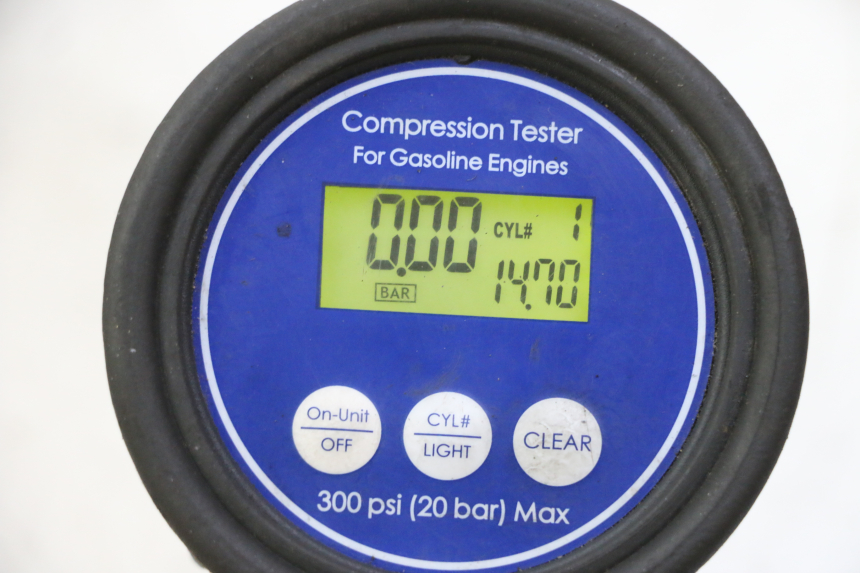 photo de ENGINE HONDA FES S-WING SWING ABS 125 (2007 - 2015) - Component detail