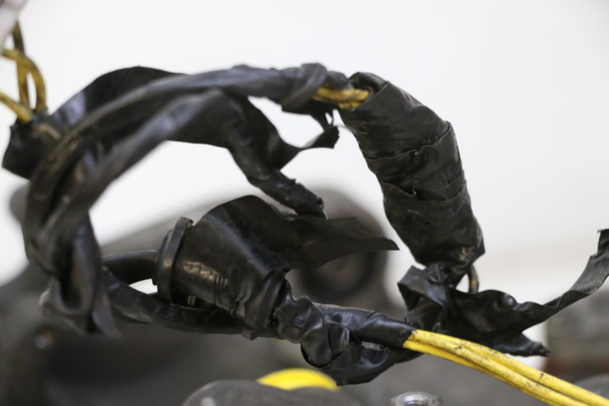 photo de ENGINE HONDA FES S-WING SWING ABS 125 (2007 - 2015) - Technical close-up