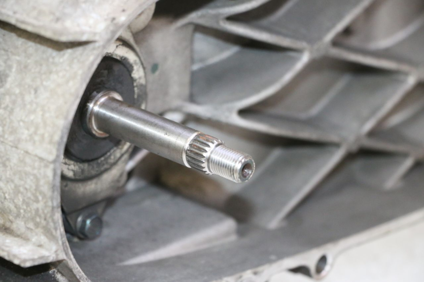 photo de ENGINE HONDA FES S-WING SWING ABS 125 (2007 - 2015) - Component detail