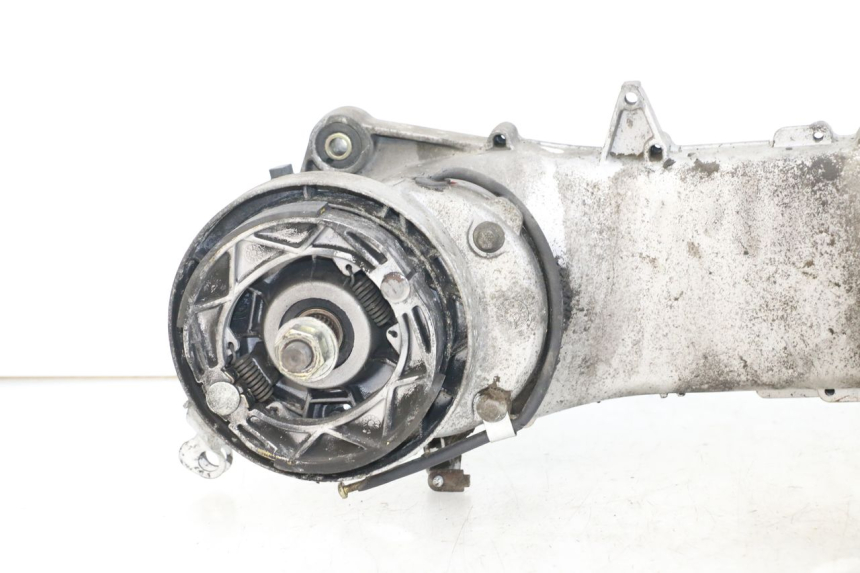 photo de ENGINE PIAGGIO FLY 2T 50 (2004 - 2017) - Surface and material condition