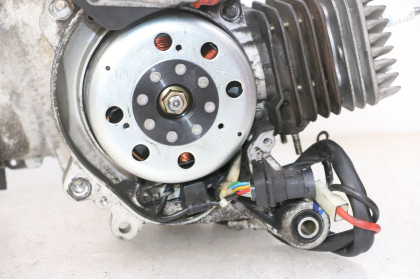 photo de ENGINE PIAGGIO FLY 2T 50 (2004 - 2017) - Additional view of the item