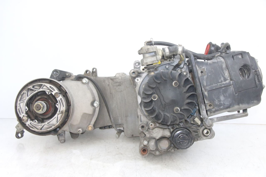 photo de ENGINE PIAGGIO FLY 125 (2005 - 2012) - Surface and material condition