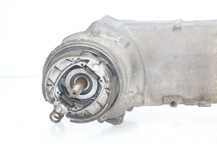 photo de ENGINE PEUGEOT FOX 50 (1995 - 2003) - Surface and material condition