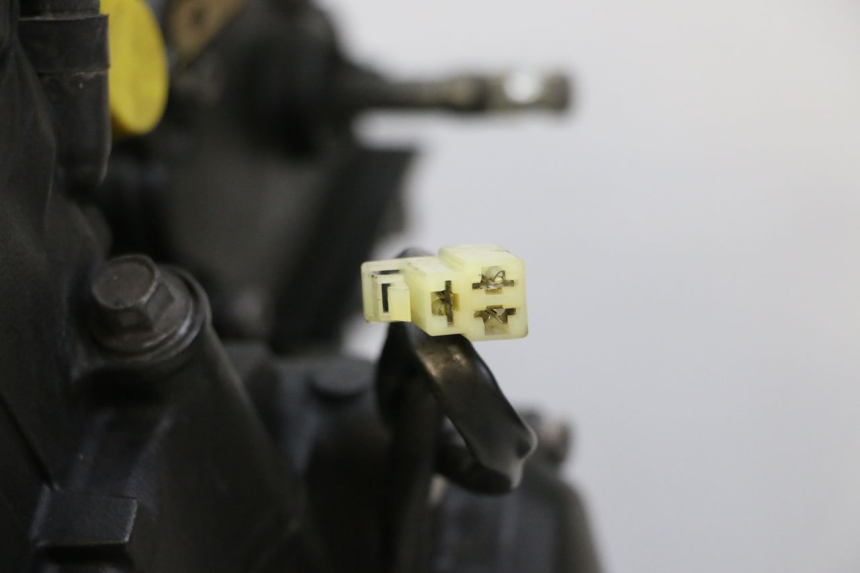 photo de ENGINE YAMAHA FZ6 FAZER S2 600 (2007 - 2011) - Detailed visual inspection