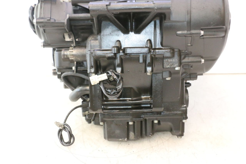photo de ENGINE YAMAHA FZ8 800 (2010 - 2016) - Surface and material condition