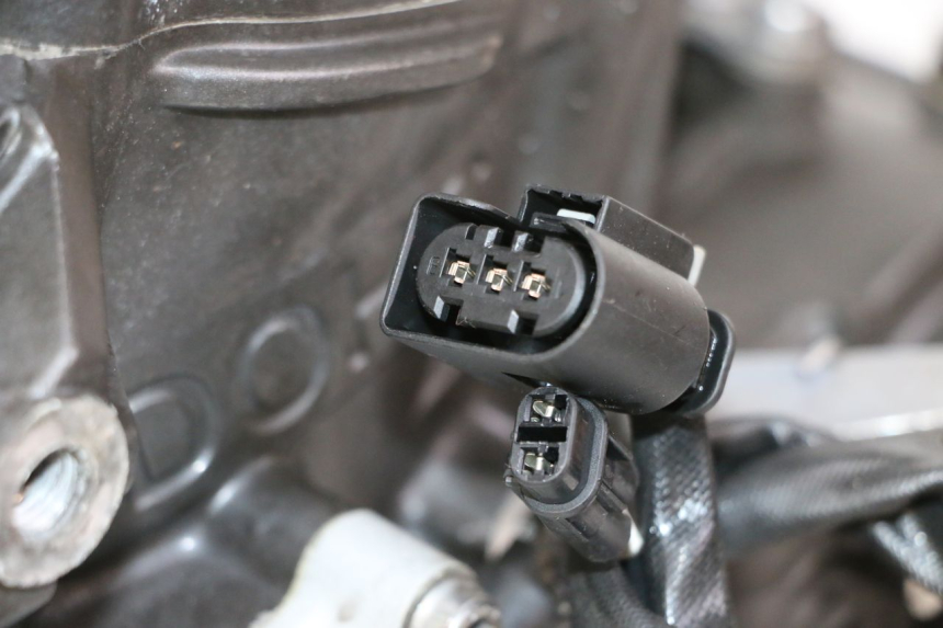 photo de ENGINE BMW G310 R 310 (2016 - 2020) - Surface and material condition