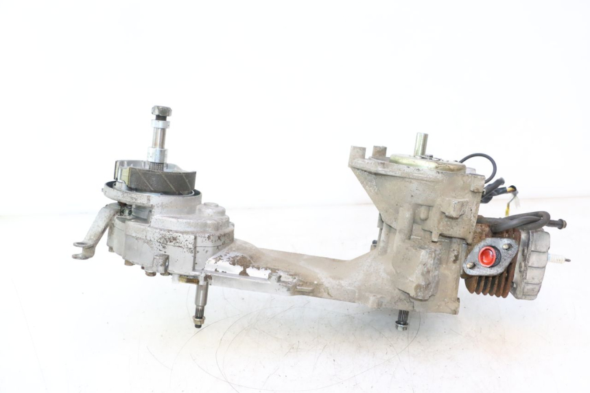 photo de ENGINE VASTRO GP 2T 50 (2013 - 2017) - Markings and original references