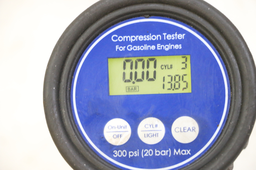 photo de ENGINE SUZUKI GSR 750 (2011 - 2017) - Surface and material condition