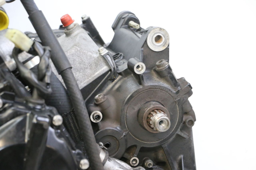 photo de ENGINE SUZUKI GSR 750 (2011 - 2017) - Fixing points details