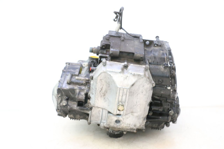 photo de ENGINE SUZUKI GSX F GSXF 750 (1988 - 1998) - Additional view of the item