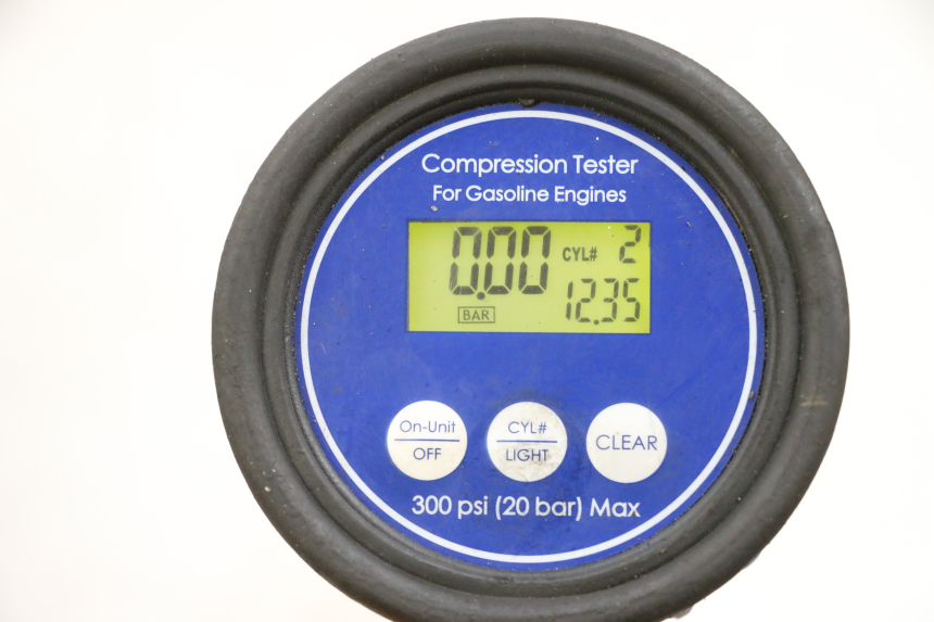 photo de ENGINE SUZUKI GSXR GSX-R 1000 (2003 - 2004) - Fixing points details