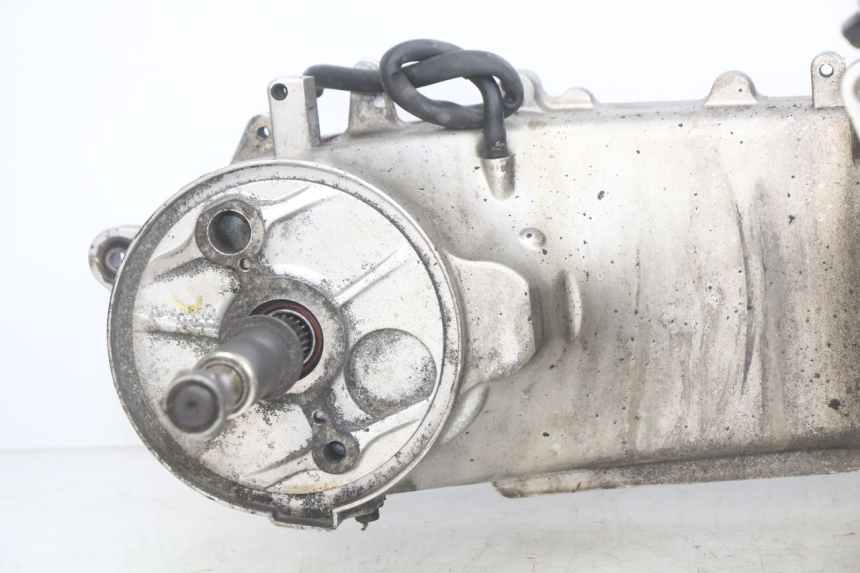 photo de ENGINE SYM GTS EFI 125 (2012 - 2016) - High-resolution close-up