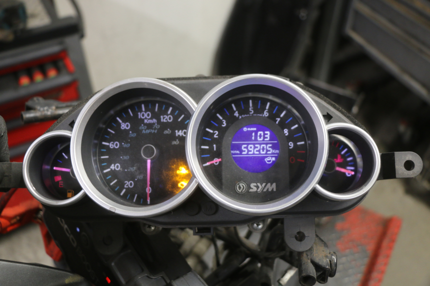 photo de ENGINE SYM GTS EFI 125 (2012 - 2016) - Detailed visual inspection