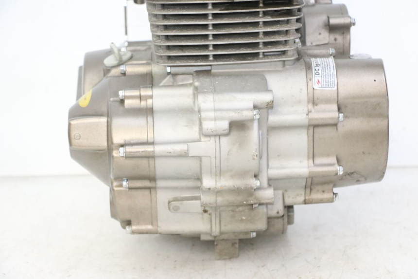 photo de ENGINE KIDEN KD125-G 125 (2018 - 2022) - High-resolution close-up