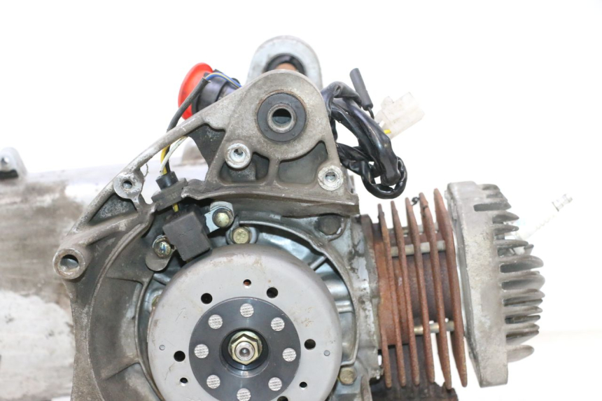 photo de ENGINE PEUGEOT KISBEE 2T 50 (2010 - 2017) - Focus on structure