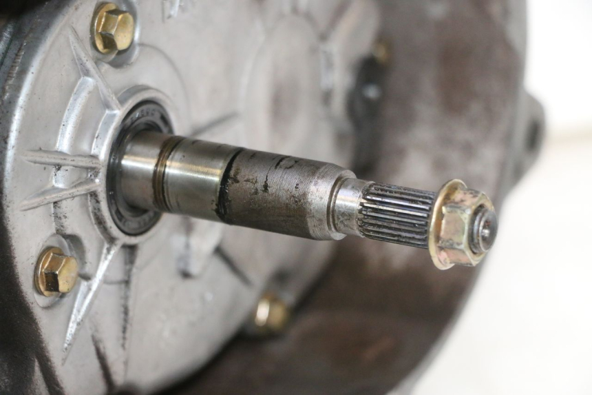 photo de ENGINE PEUGEOT KISBEE 2T 50 (2010 - 2017) - Surface and material condition