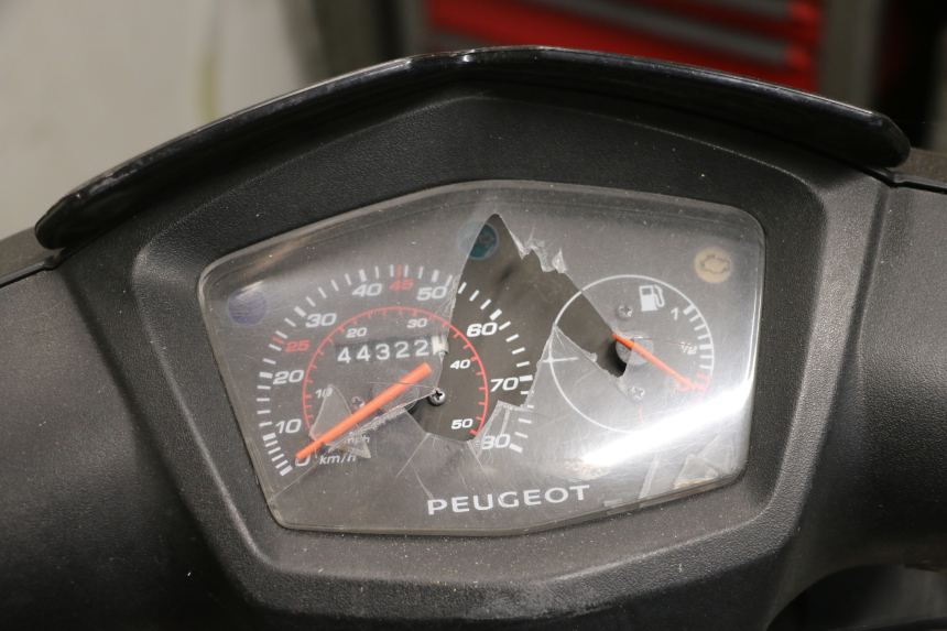 photo de ENGINE PEUGEOT KISBEE 4T 50 (2018 - 2022) - Additional view of the item