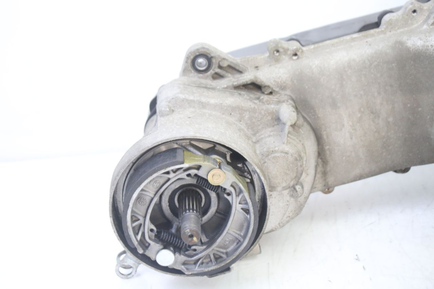 photo de ENGINE PEUGEOT KISBEE 4T 50 (2018 - 2022) - Product overview