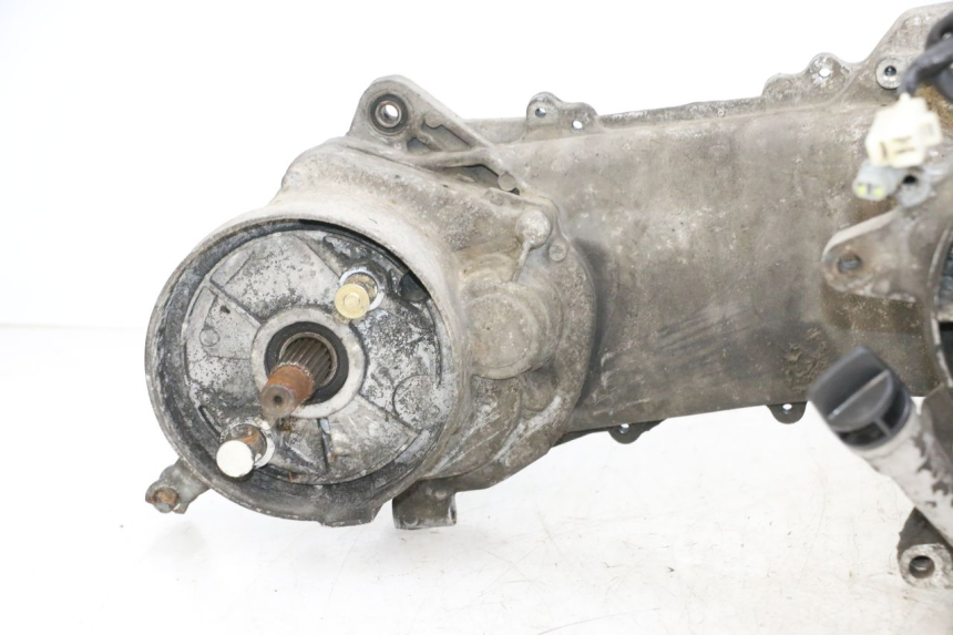 photo de ENGINE PEUGEOT KISBEE 4T 50 (2018 - 2022) - High-resolution close-up