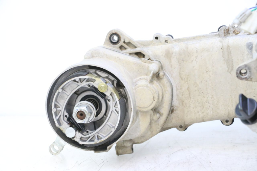 photo de ENGINE PEUGEOT KISBEE 4T 50 (2018 - 2022) - Focus on structure