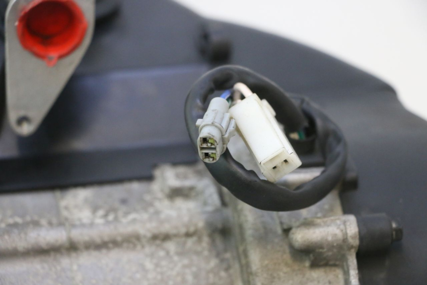 photo de ENGINE PEUGEOT KISBEE 4T 50 (2023 - 2026) - Alternative angle