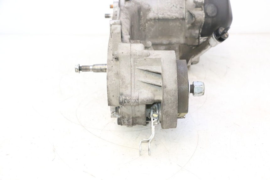 photo de ENGINE PEUGEOT KISBEE 4T 50 (2023 - 2026) - Spare part profile view