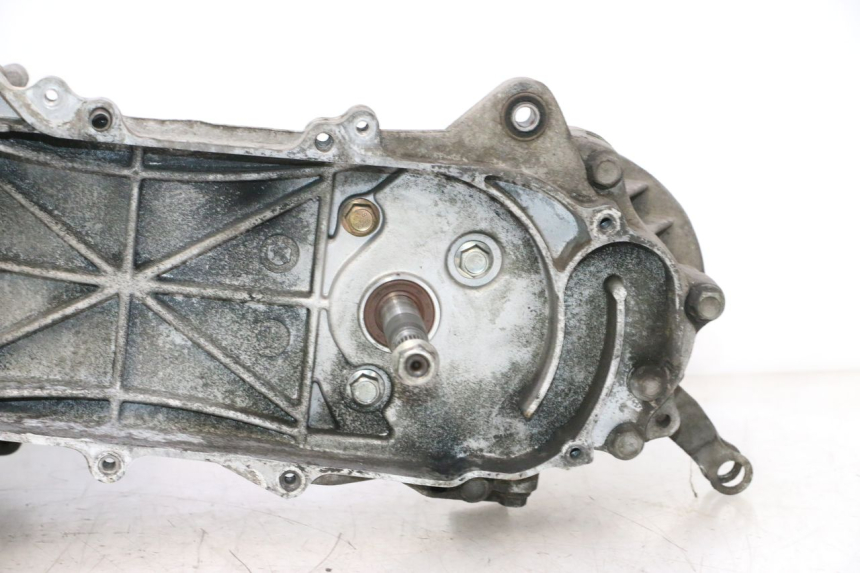 photo de ENGINE PEUGEOT KISBEE 4T 50 (2018 - 2022) - Detailed visual inspection