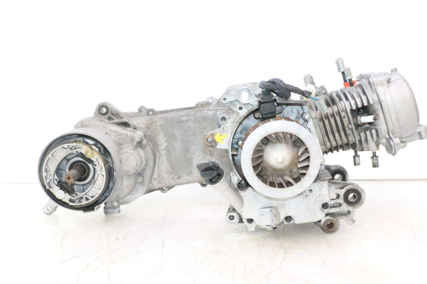 photo de ENGINE PEUGEOT KISBEE 4T 50 (2018 - 2022) - Component detail