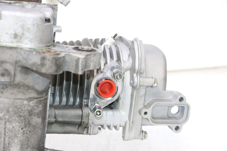 photo de ENGINE PEUGEOT KISBEE 4T 50 (2018 - 2022) - Main view