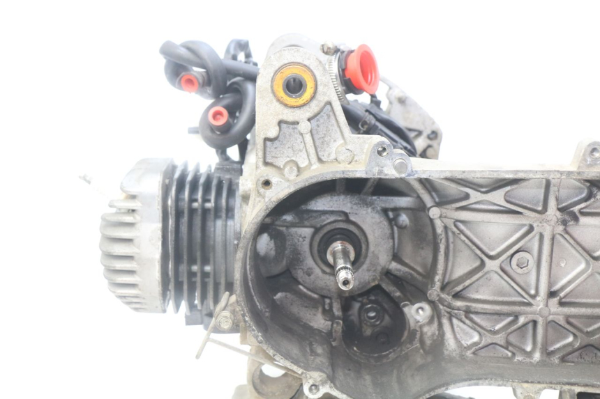 photo de ENGINE PEUGEOT LUDIX 50 (2005 - 2007) - Alternative perspective