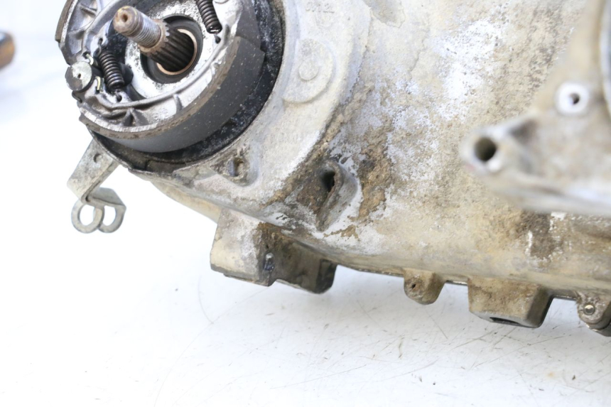 photo de ENGINE PEUGEOT LUDIX 50 (2005 - 2007) - Alternative perspective