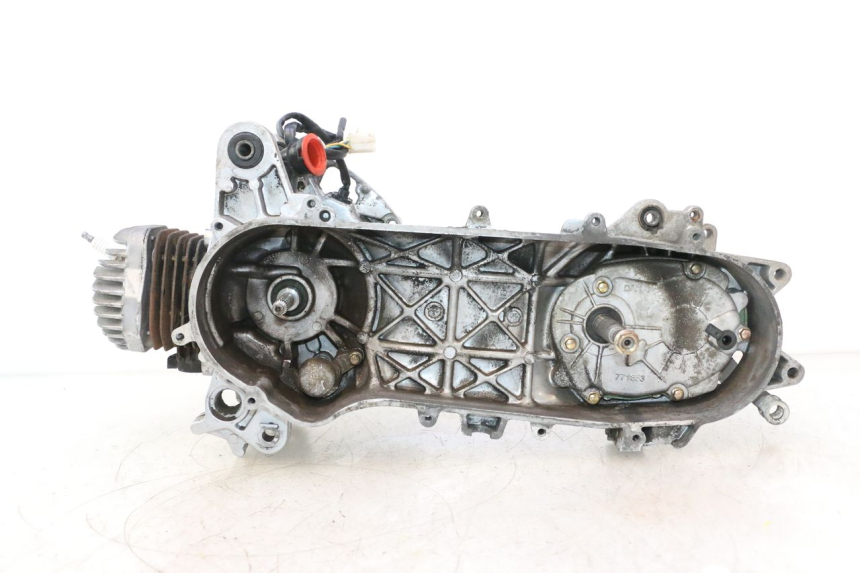 photo de ENGINE PEUGEOT LUDIX PRO 2T 50 (2010 - 2017) - Alternative angle