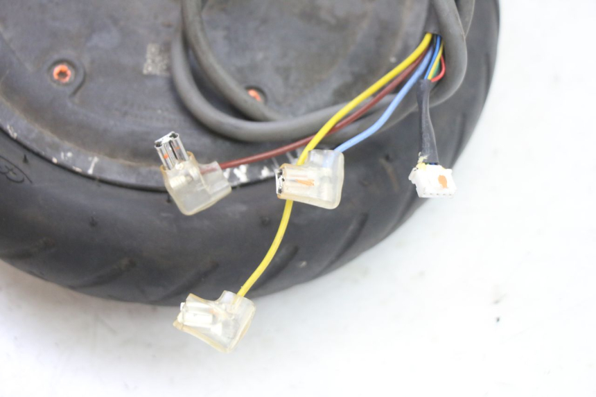 photo de ENGINE XIAOMI MI PRO 2 1 - Component detail