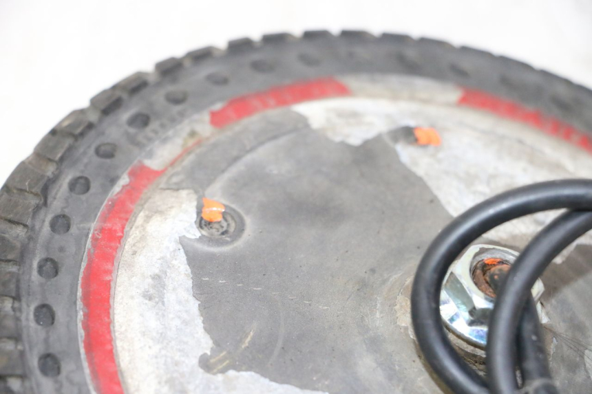 photo de ENGINE XIAOMI MI PRO 2 1 - Surface and material condition