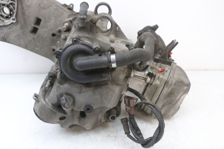 photo de ENGINE PIAGGIO MP3 LT 400 (2007 - 2012) - Distinctive features