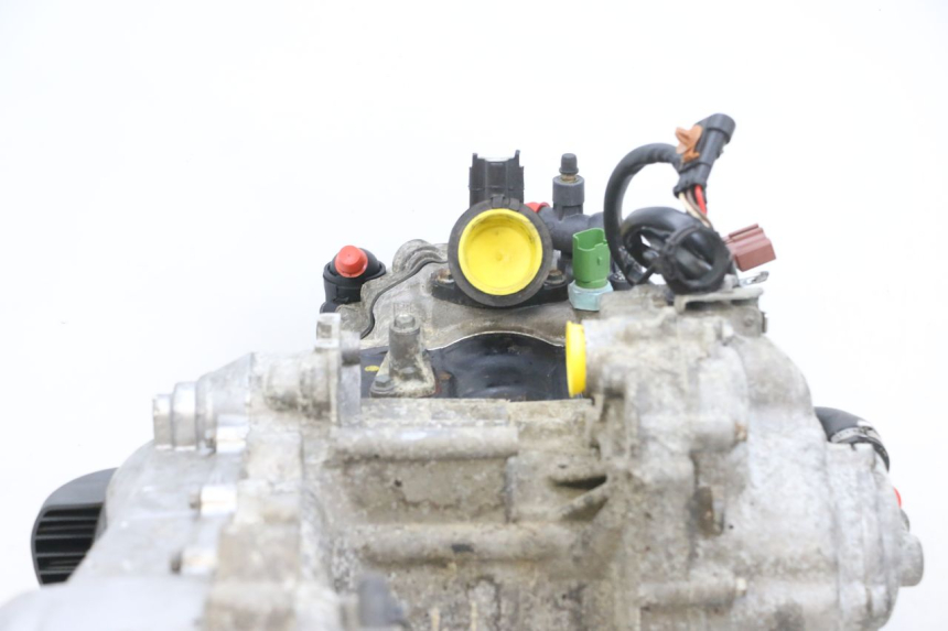 photo de ENGINE PIAGGIO MP3 RL 250 (2006 - 2010) - Surface and material condition