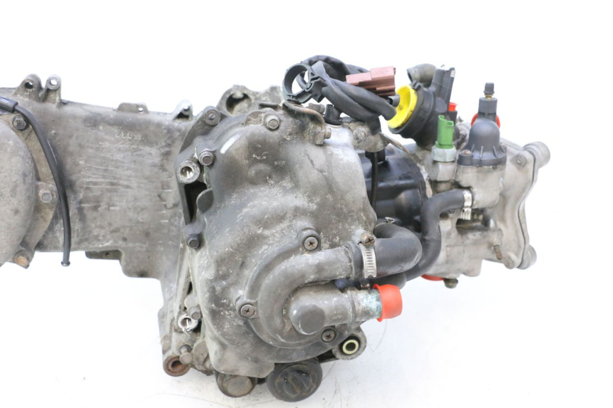 photo de ENGINE PIAGGIO MP3 RL 250 (2006 - 2010) - Fixing points details