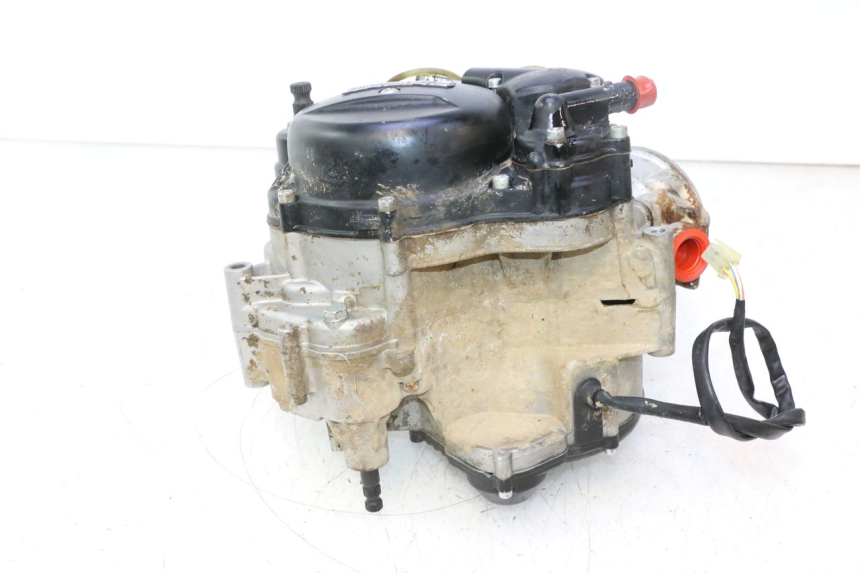 photo de ENGINE RIEJU MRT PRO SUPERMOTARD 50 (2007 - 2018) - Alternative angle