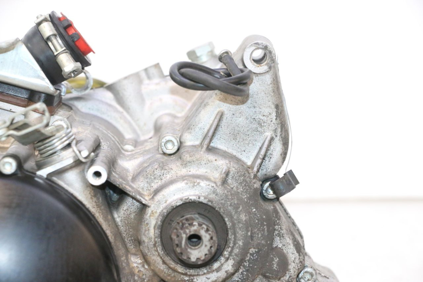 photo de ENGINE RIEJU MRT PRO SUPERMOTARD 50 (2007 - 2018) - Alternative perspective