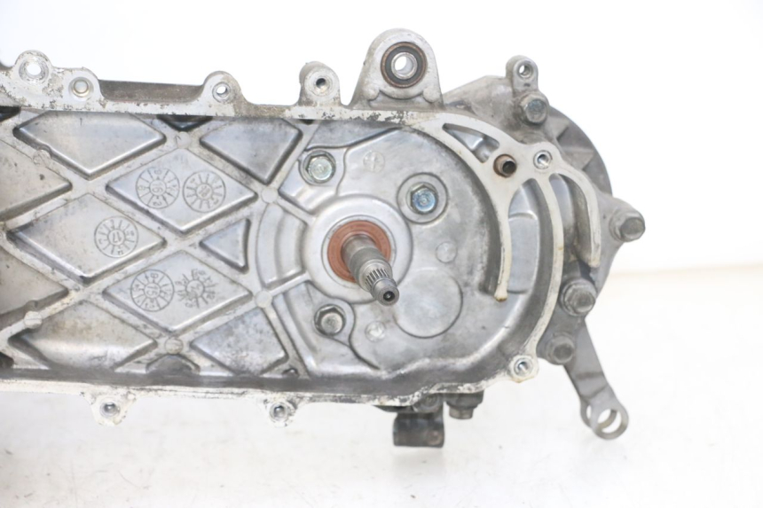 photo de ENGINE KYMCO LIKE 4T 50 (2019 - 2025) - Alternative angle