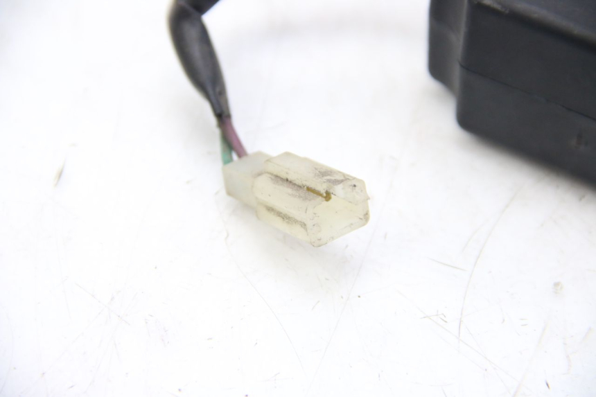 photo de TRUNK OPENING MOTOR SYM FIDDLE 2 125 (2010 - 2013) - Zoom on usage condition