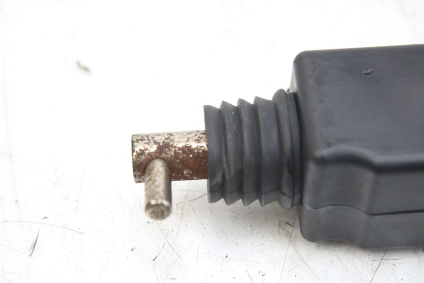 photo de TRUNK OPENING MOTOR SYM FIDDLE 3 III 125 (2014 - 2020) - Zoom on usage condition