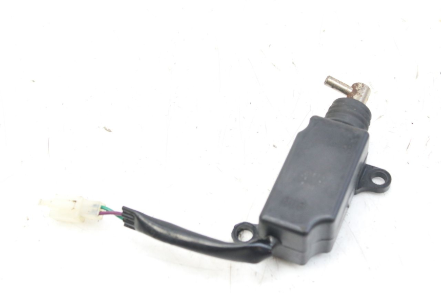 photo de TRUNK OPENING MOTOR SYM FIDDLE 3 III 125 (2014 - 2020) - Technical close-up