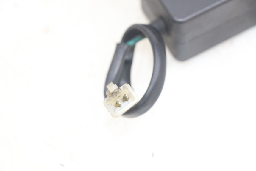 photo de TRUNK OPENING MOTOR SYM GTS EFI 125 (2012 - 2016) - Component detail