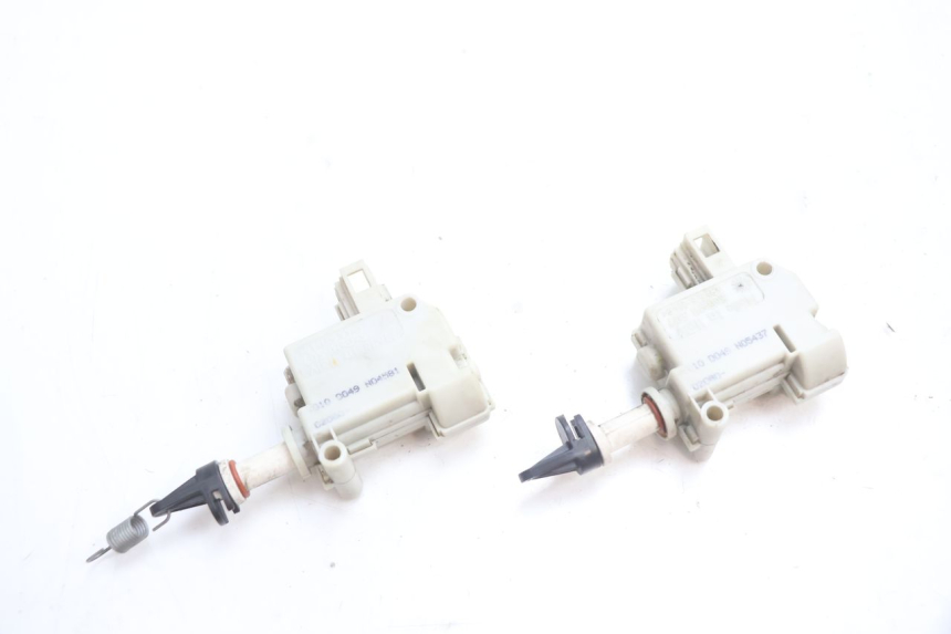 photo de TRUNK OPENING MOTOR PIAGGIO MP3 LT 300 (2010 - 2016) - Main view