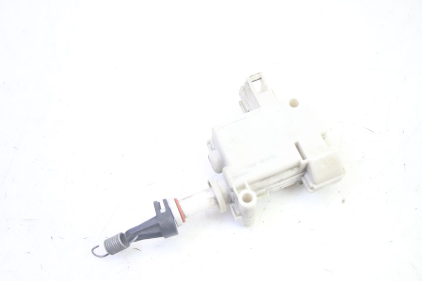 photo de SEAT LOCK ENGINE PIAGGIO MP3 500 (2016 - 2018) - Component detail