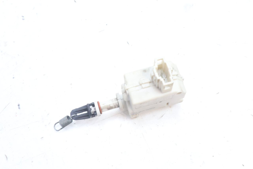 photo de SEAT LOCK ENGINE PIAGGIO MP3 500 (2016 - 2018) - Component detail